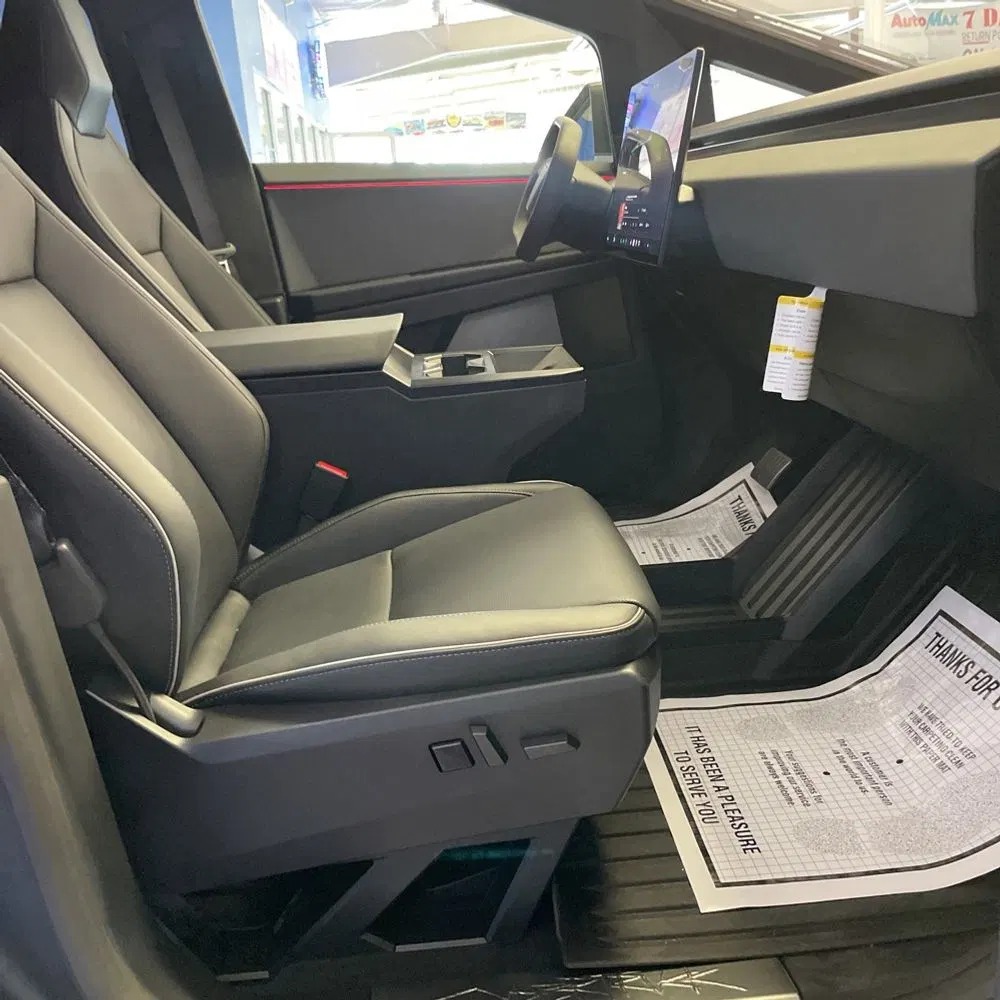 2024 Tesla Cybertruck Base