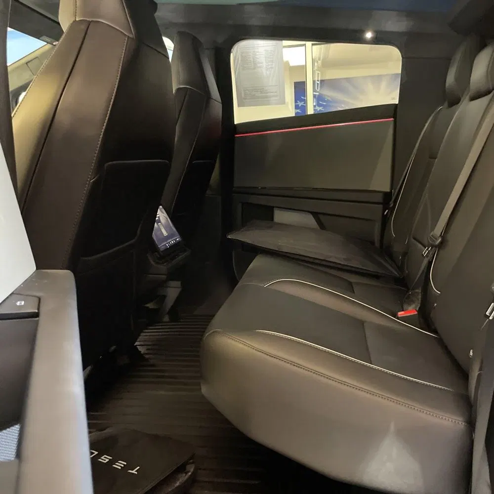 2024 Tesla Cybertruck Base