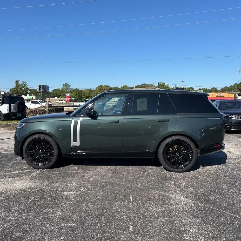 2025 Land Rover Range Rover Autobiography P530