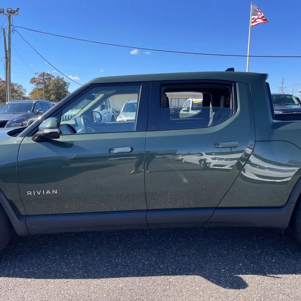 2024 Rivian R1T Adventure Dual-Motor