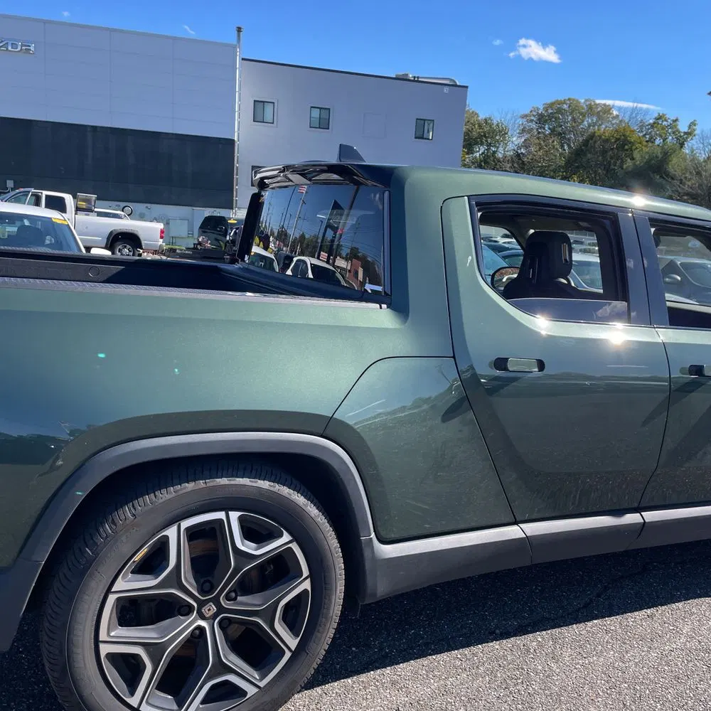 2024 Rivian R1T Adventure Dual-Motor