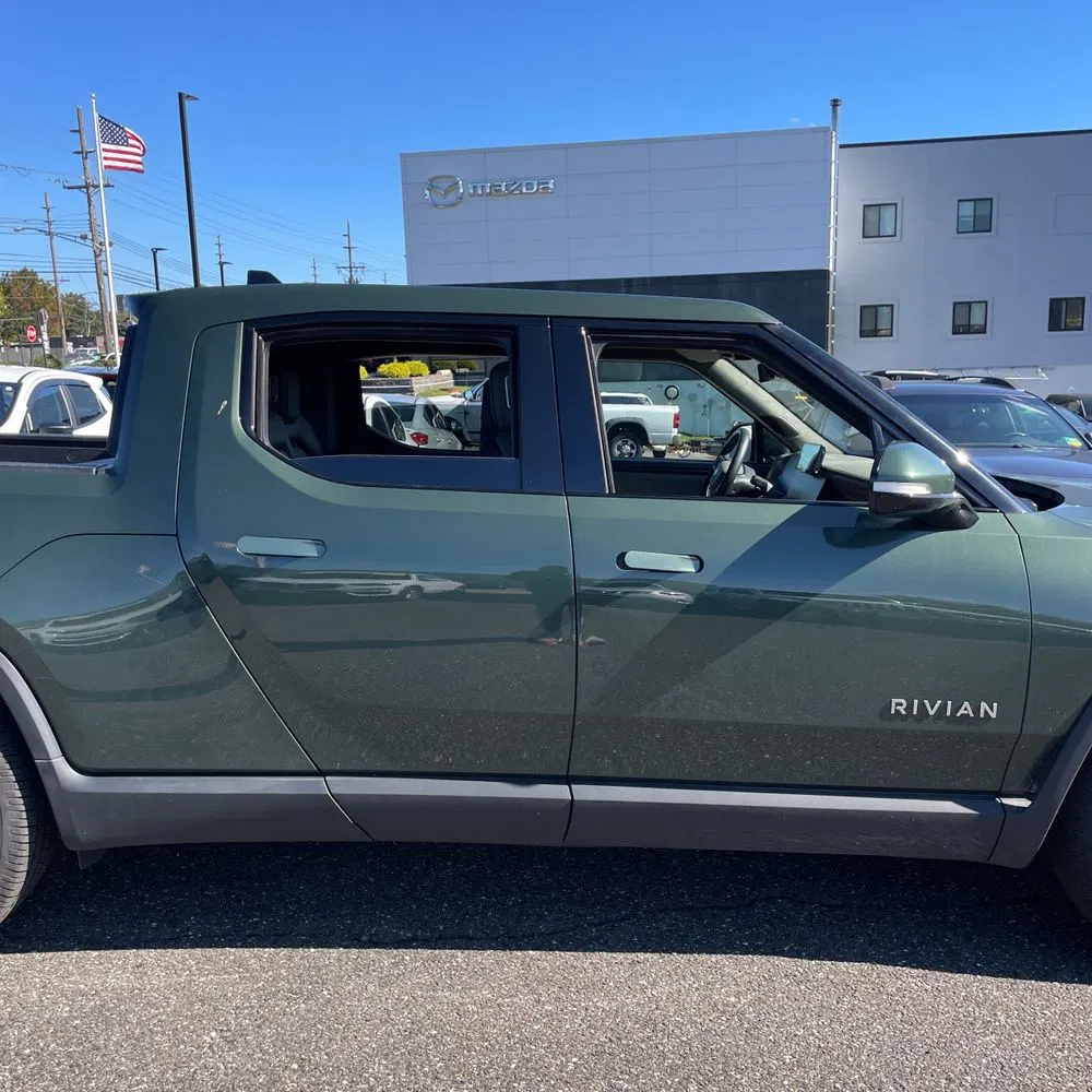 2024 Rivian R1T Adventure Dual-Motor