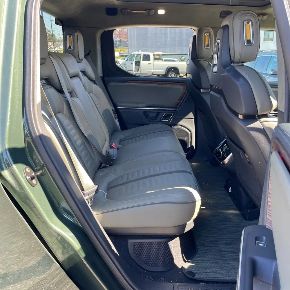 2024 Rivian R1T Adventure Dual-Motor