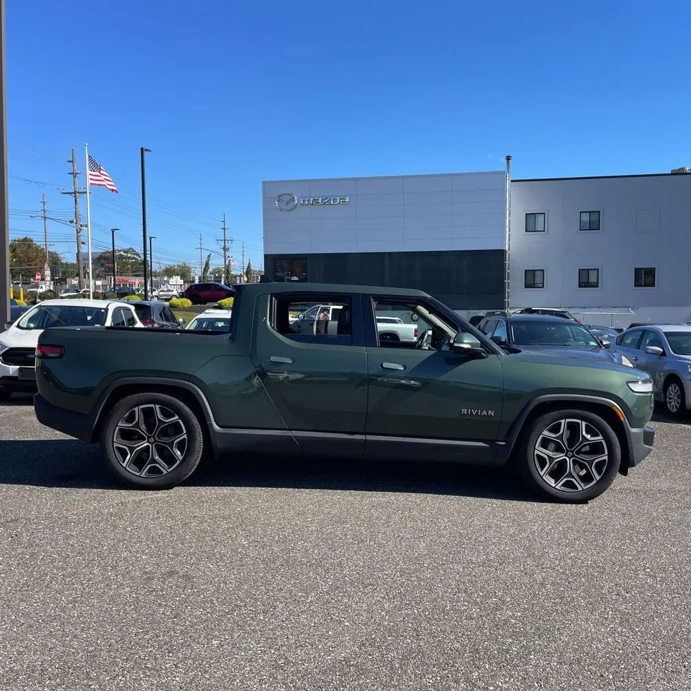 2024 Rivian R1T Adventure Dual-Motor