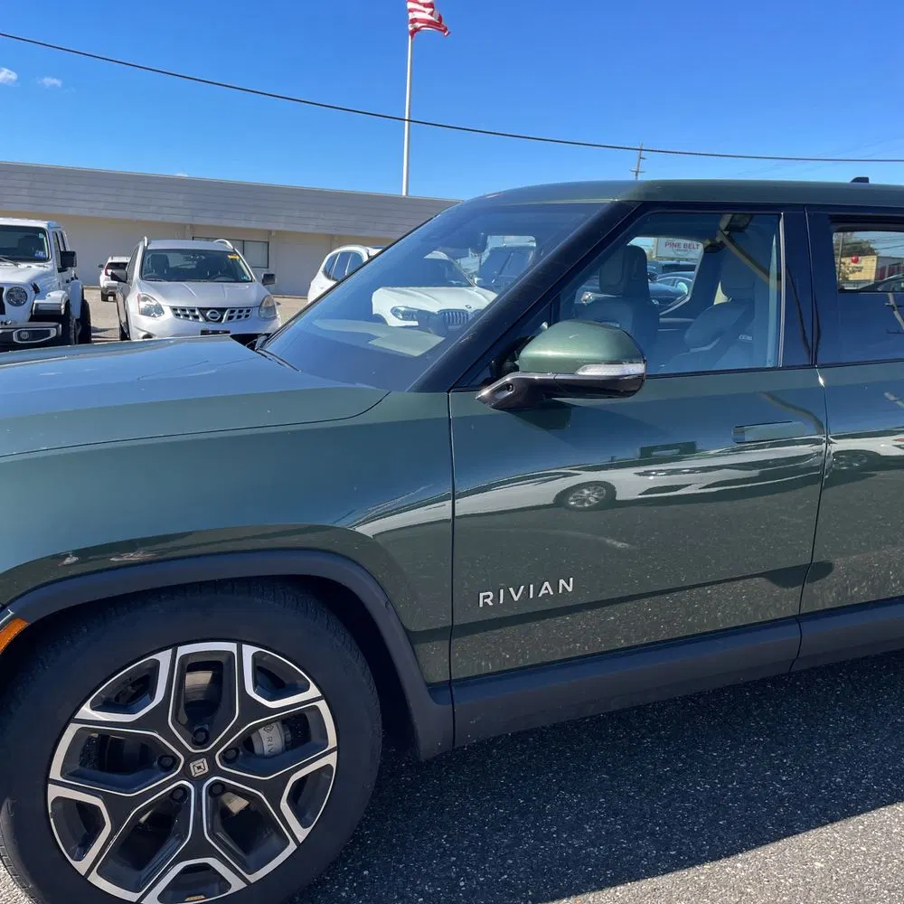 2024 Rivian R1T Adventure Dual-Motor