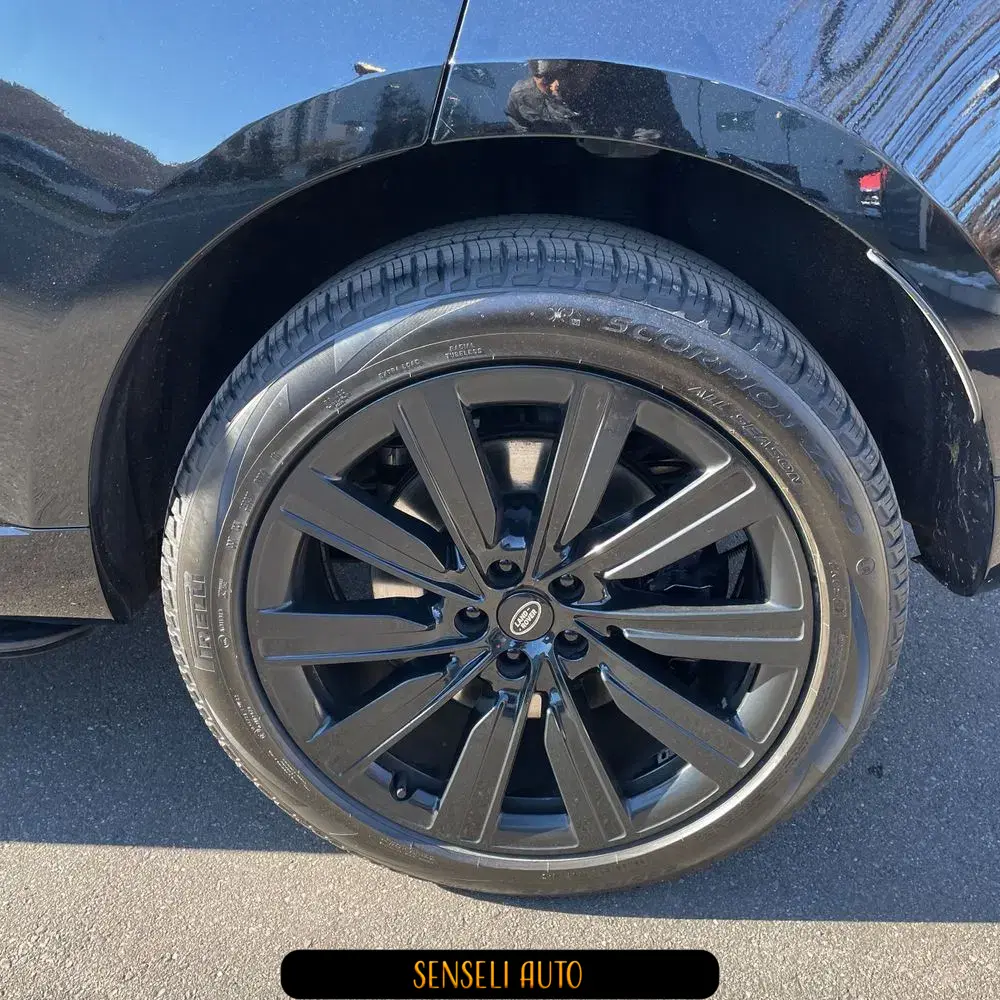 2023 Land Rover Range Rover P530 SE