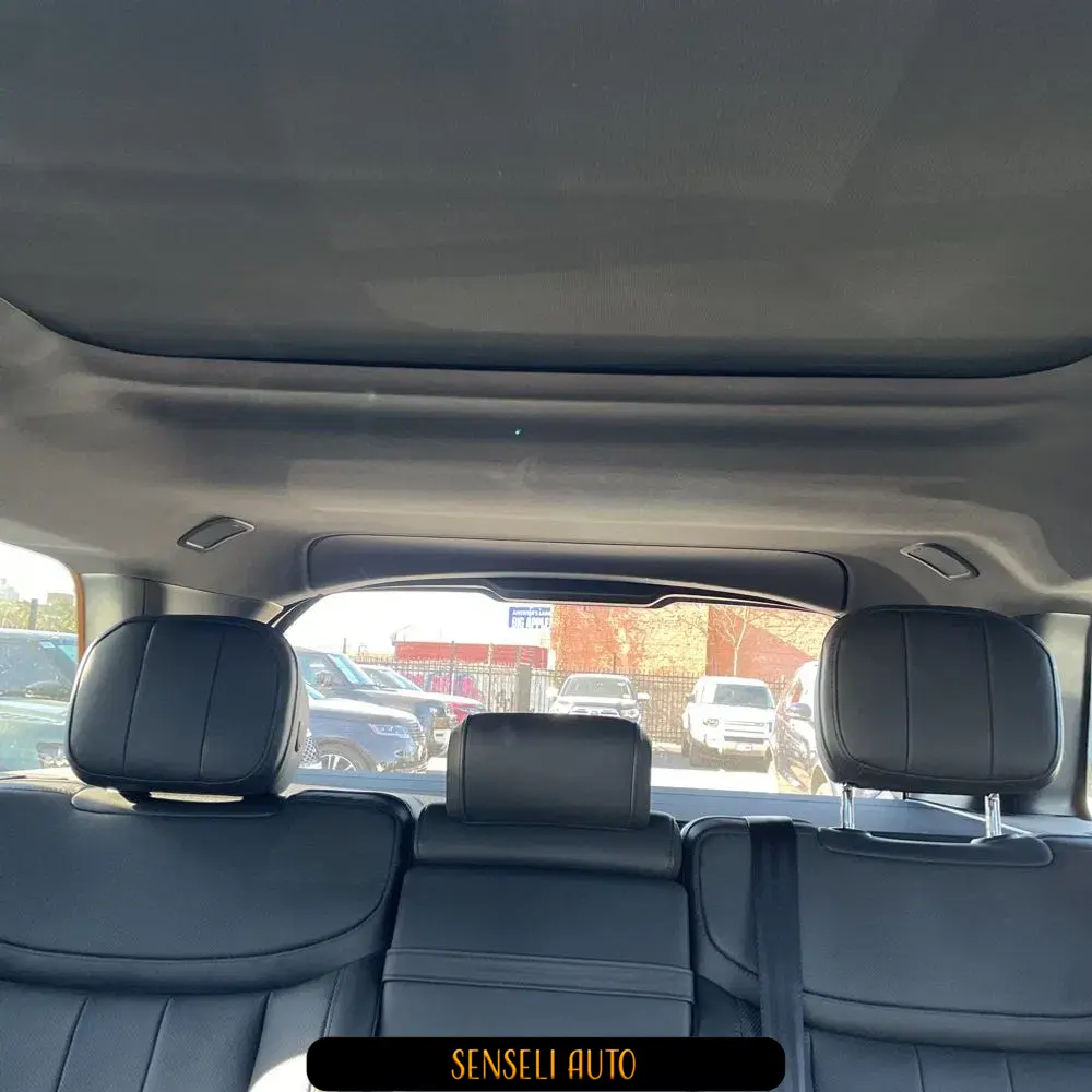 2023 Land Rover Range Rover P530 SE