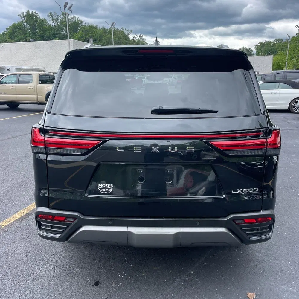 2024 Lexus LX 600 Premium