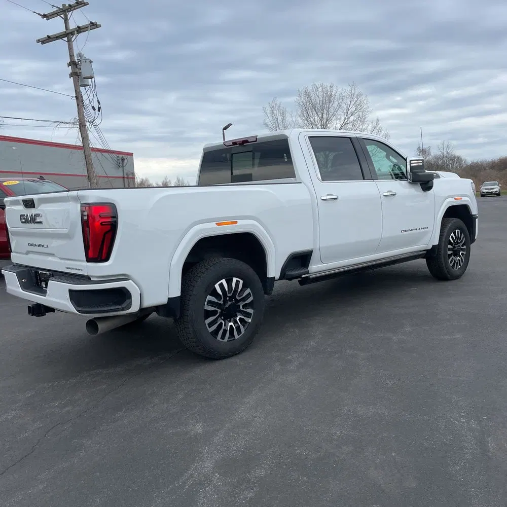 2025 GMC Sierra 2500HD Denali Ultimate