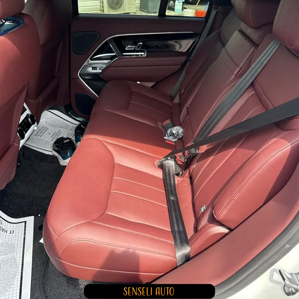 2024 Land Rover Range Rover P400 SE