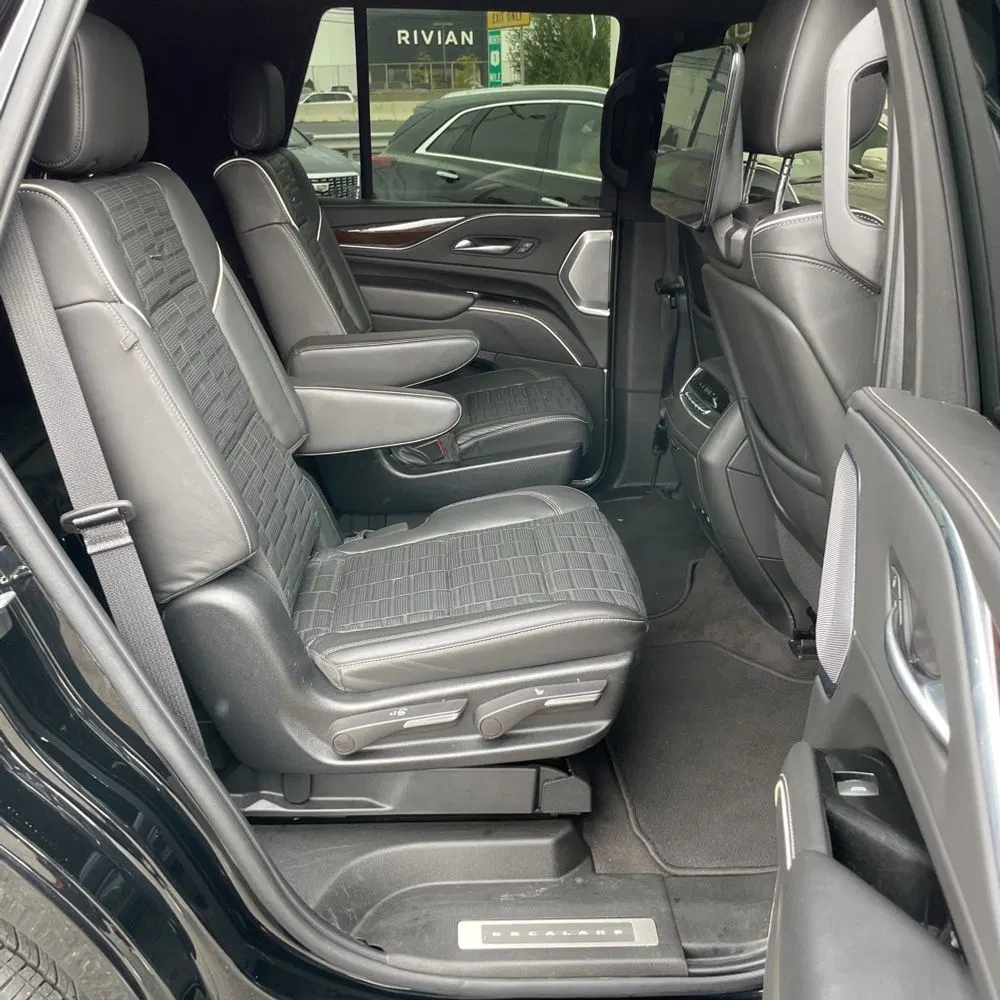 2022 Cadillac Escalade Sport Platinum