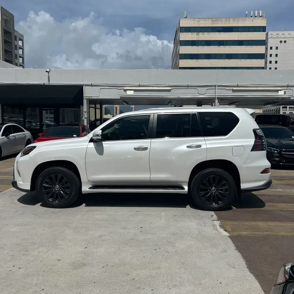 2023 Lexus GX 460 Base