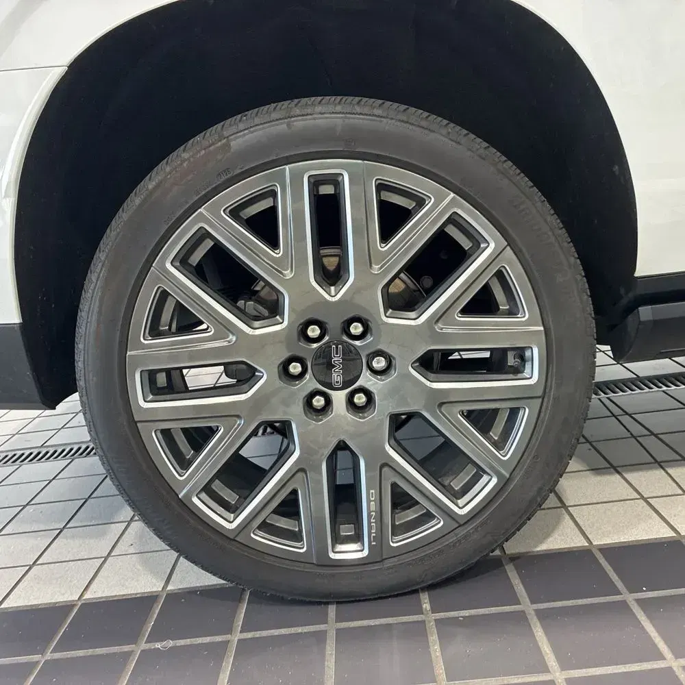 2025 GMC Yukon XL Denali Ultimate