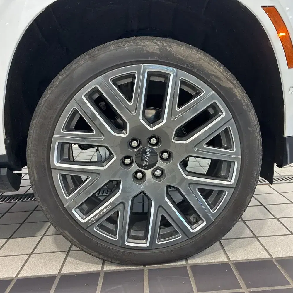 2025 GMC Yukon XL Denali Ultimate