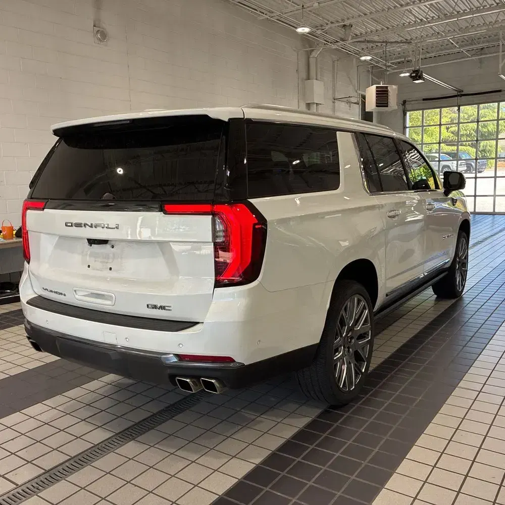 2025 GMC Yukon XL Denali Ultimate