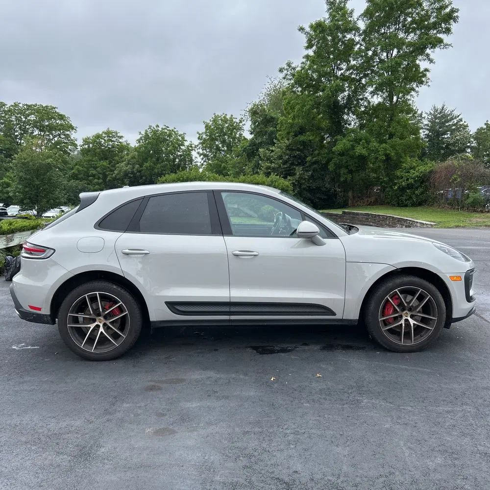 2022 Porsche Macan S