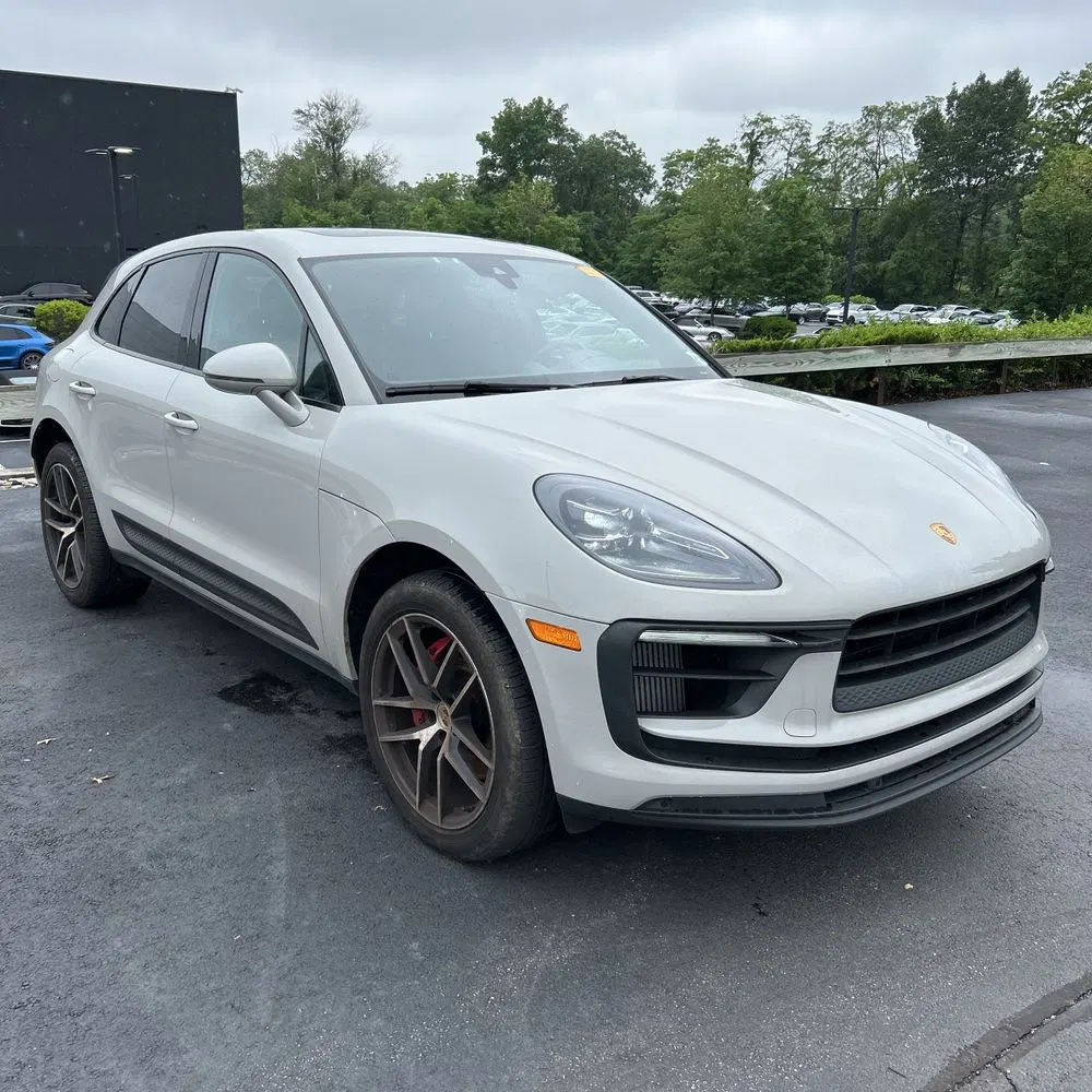 2022 Porsche Macan S