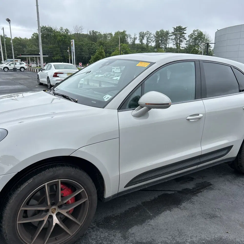 2022 Porsche Macan S