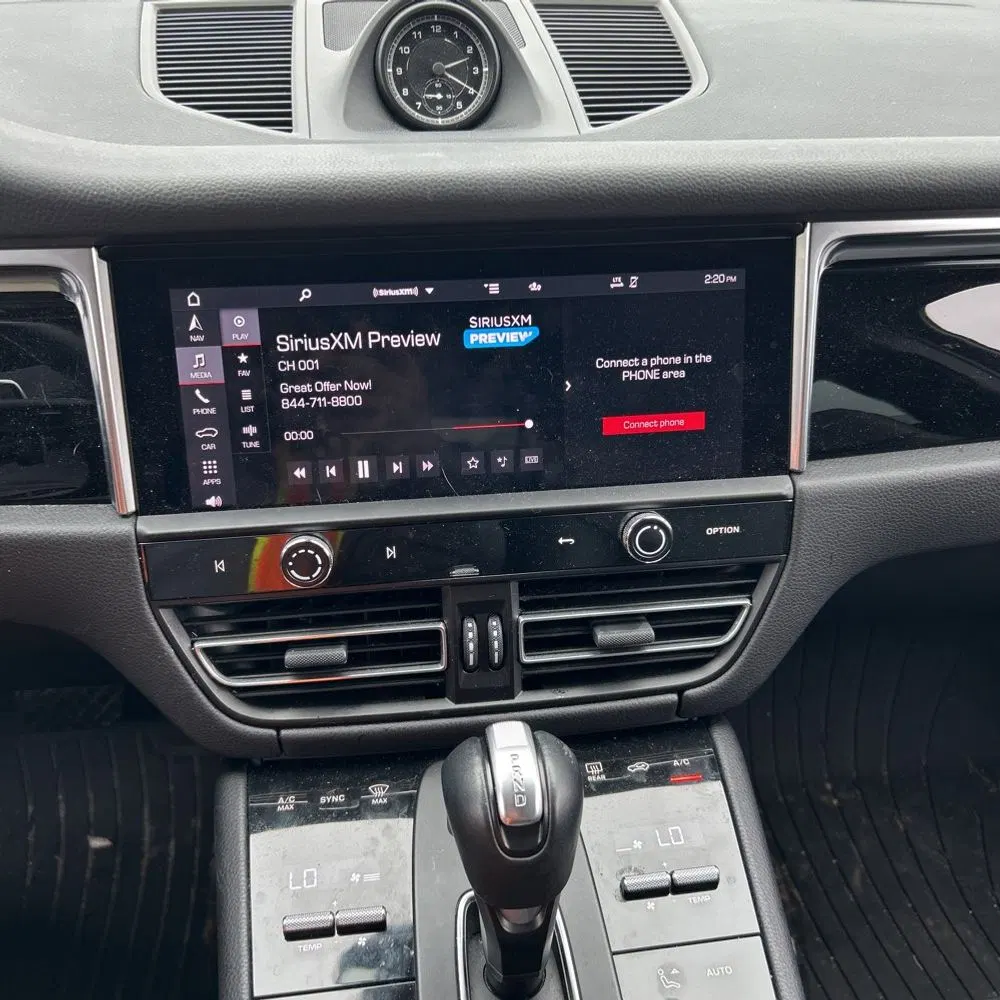 2022 Porsche Macan S