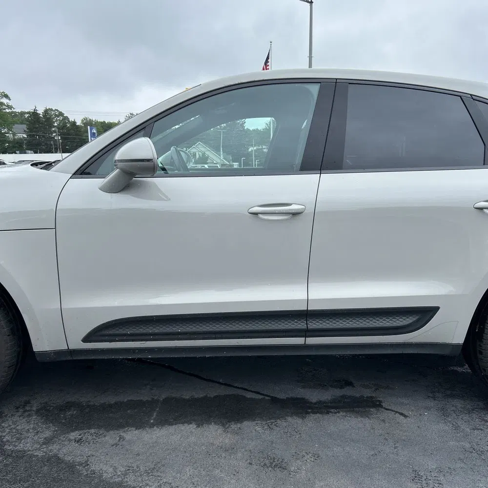 2022 Porsche Macan S
