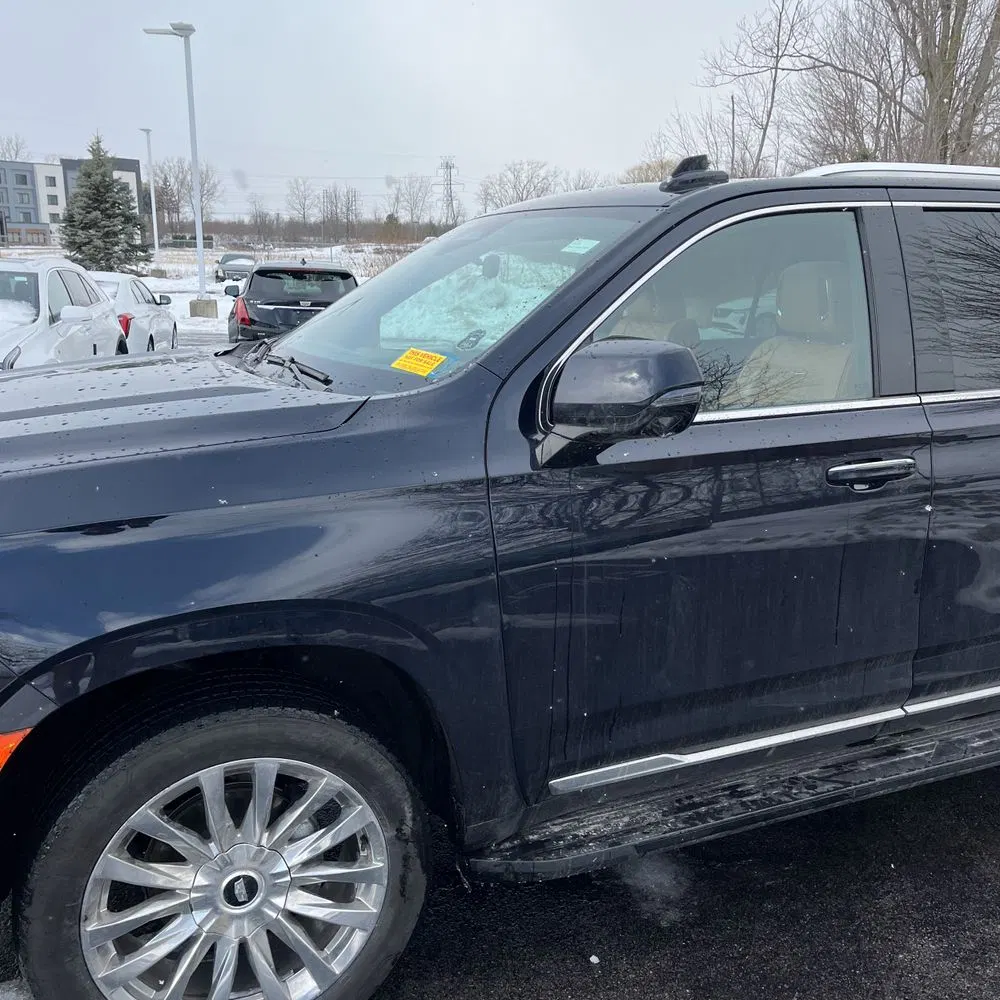 2022 Cadillac Escalade ESV Premium Luxury