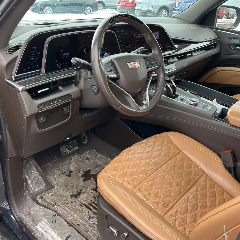 2022 Cadillac Escalade ESV Premium Luxury