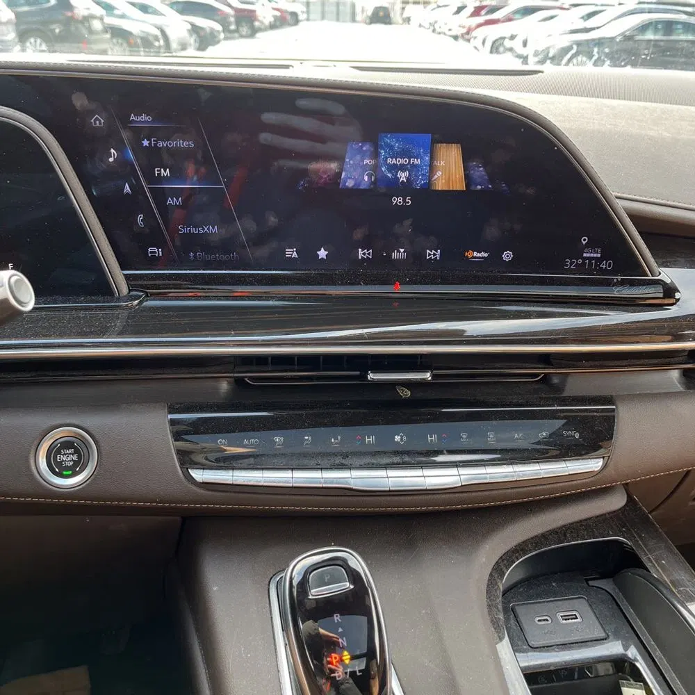 2022 Cadillac Escalade ESV Premium Luxury
