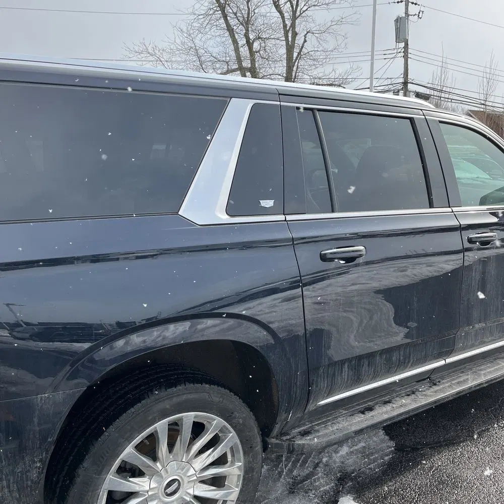 2022 Cadillac Escalade ESV Premium Luxury