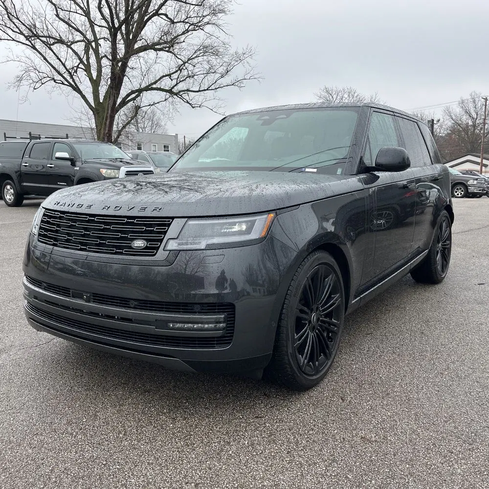 2024 Land Rover Range Rover P530 SE