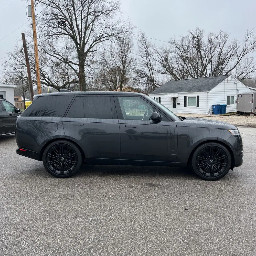 2024 Land Rover Range Rover P530 SE