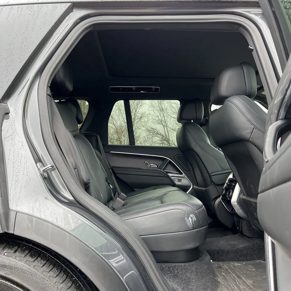 2024 Land Rover Range Rover P530 SE