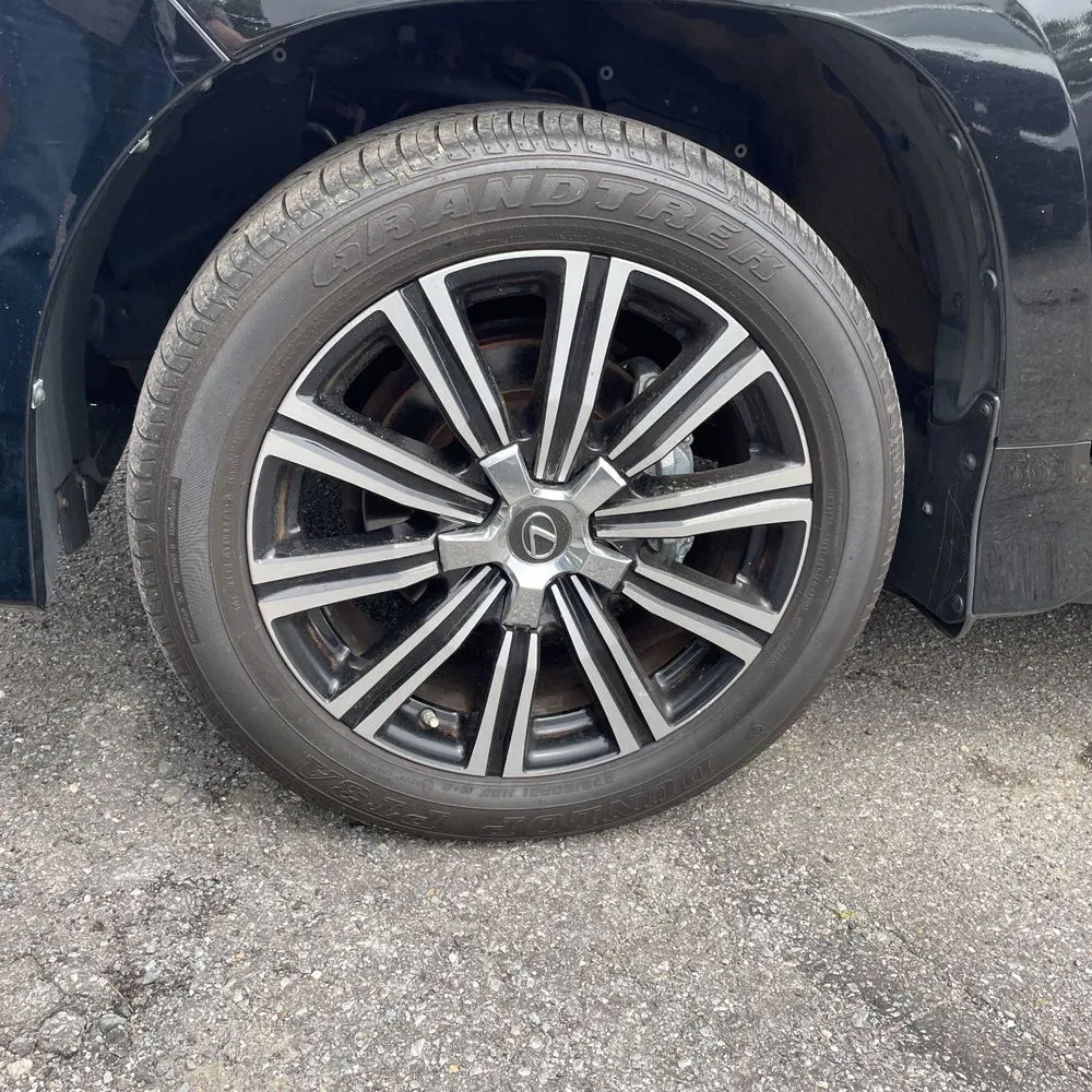 2020 Lexus LX 570 Two-Row