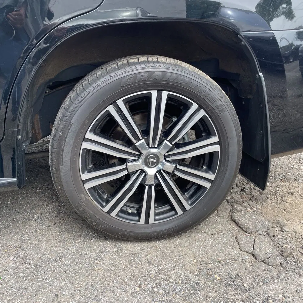 2020 Lexus LX 570 Two-Row