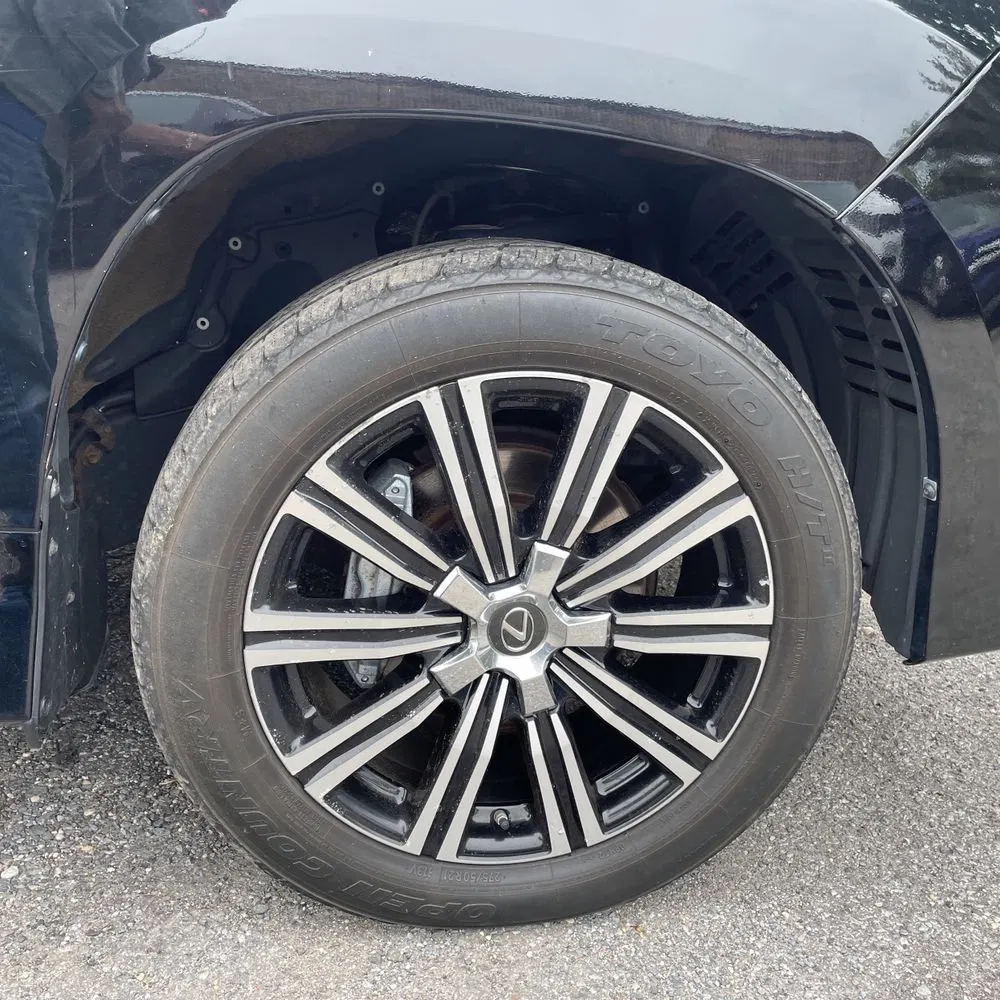 2020 Lexus LX 570 Two-Row