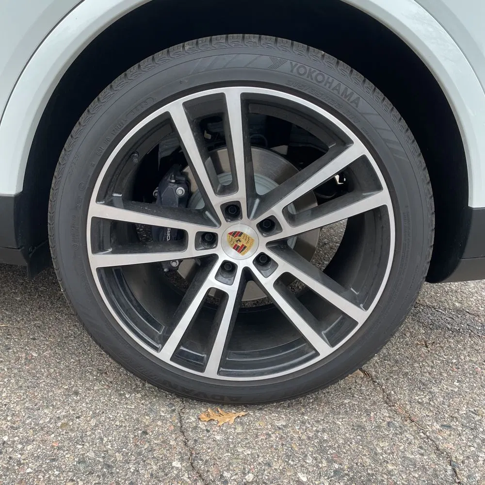 2024 Porsche Cayenne Base