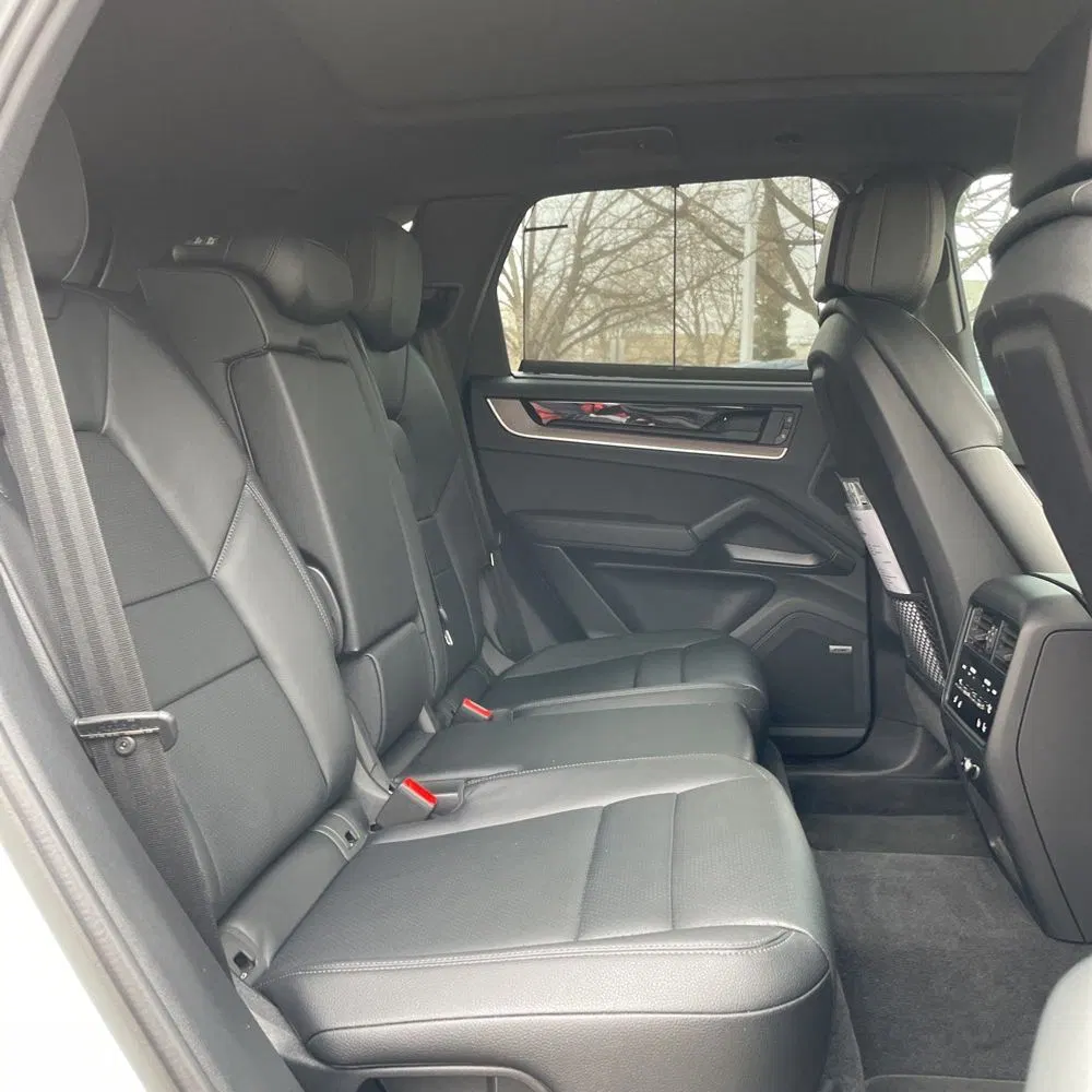2024 Porsche Cayenne Base