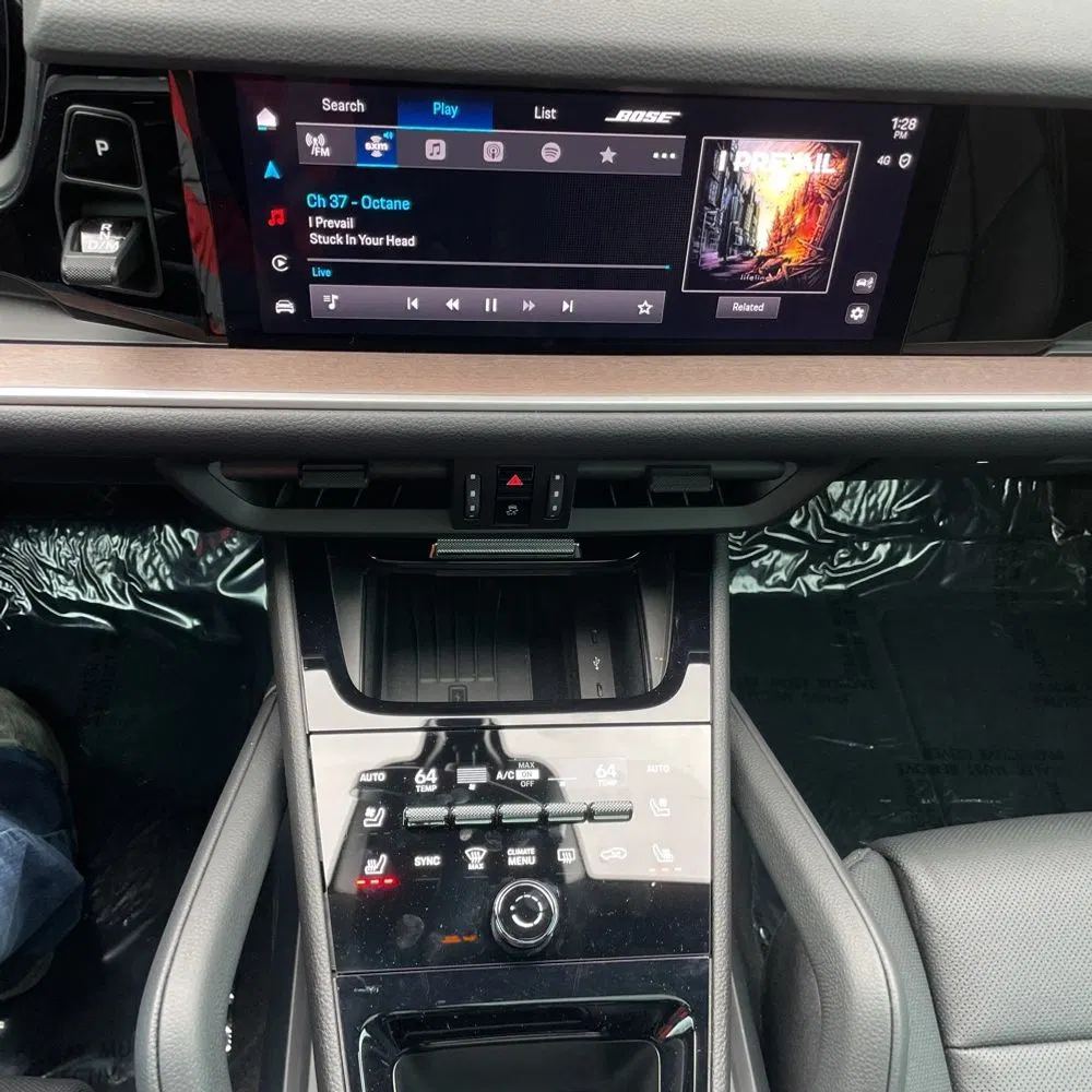 2024 Porsche Cayenne Base
