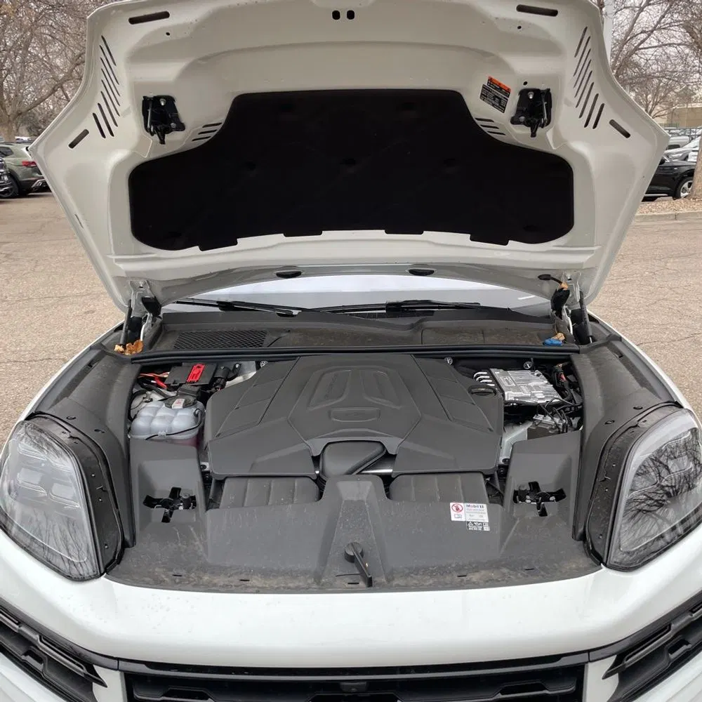 2024 Porsche Cayenne Base