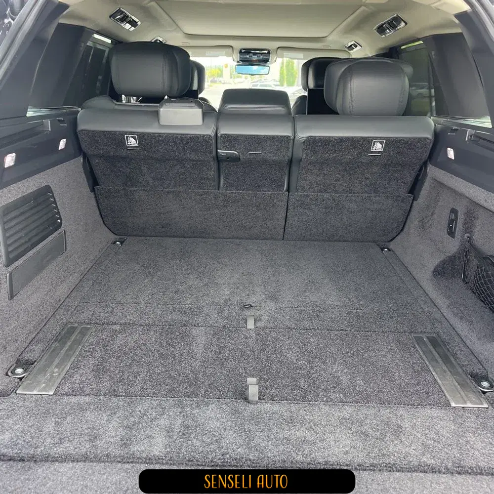 2023 Land Rover Range Rover P530 Autobiography