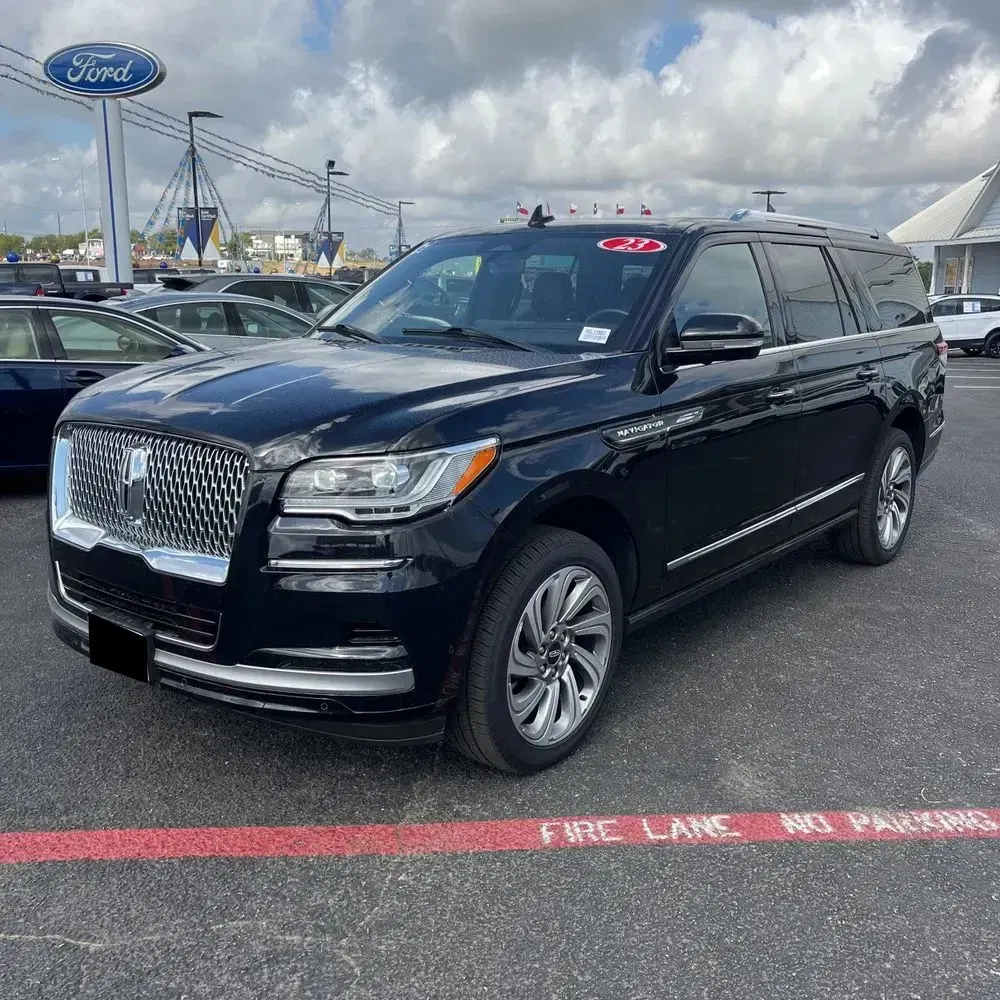 2023 Lincoln Navigator L Reserve