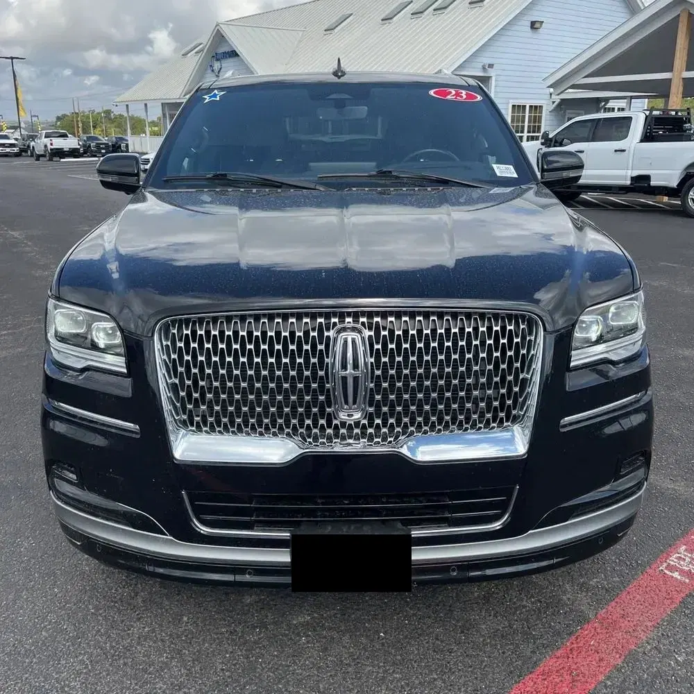 2023 Lincoln Navigator L Reserve