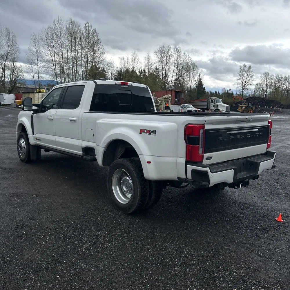 2025 Ford F450 S/D Platinum