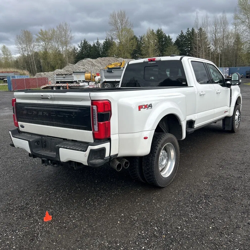 2025 Ford F450 S/D Platinum