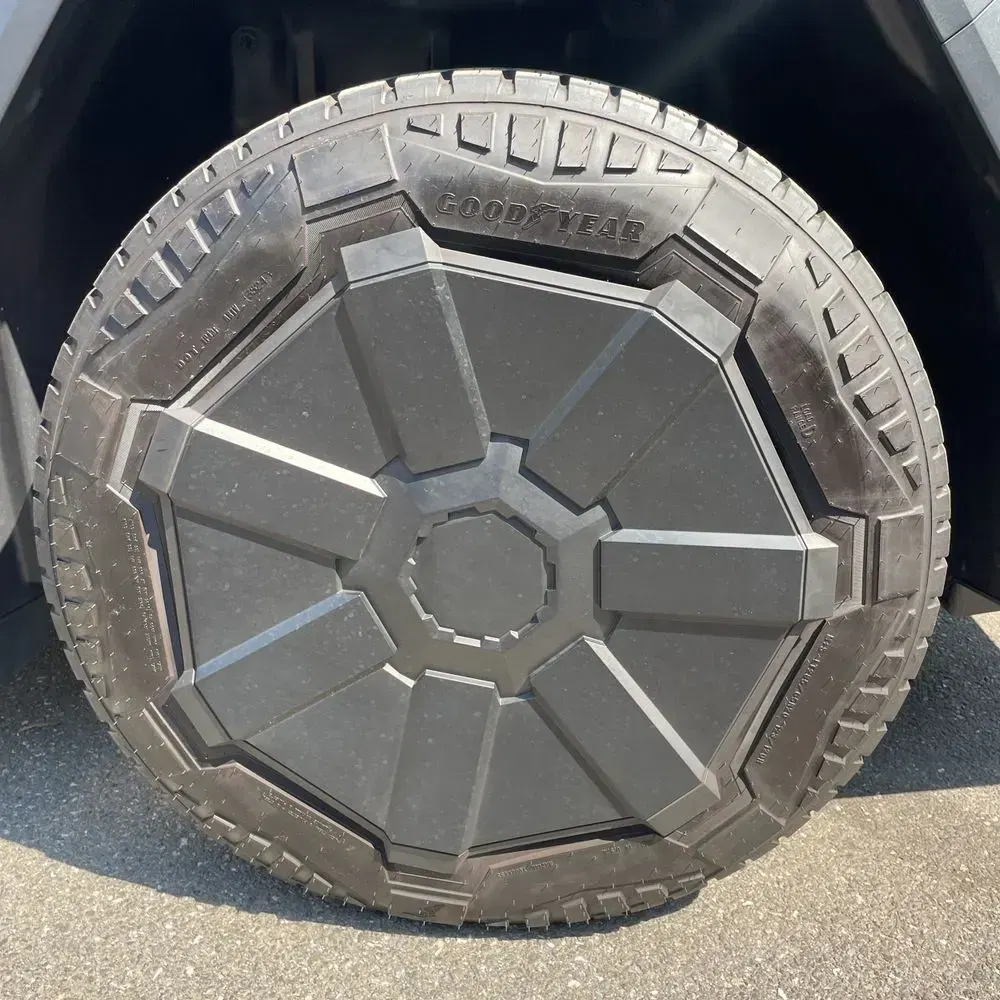 2024 Tesla Cybertruck CyberBeast