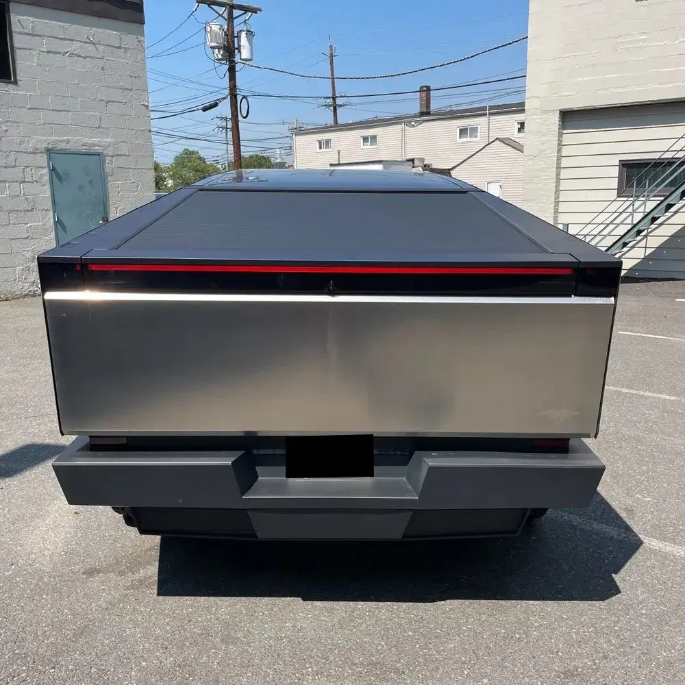 2024 Tesla Cybertruck CyberBeast