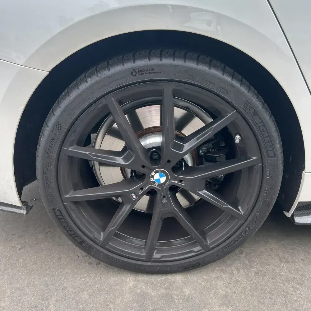 2023 BMW 8-Series 840xi Grn Coupe