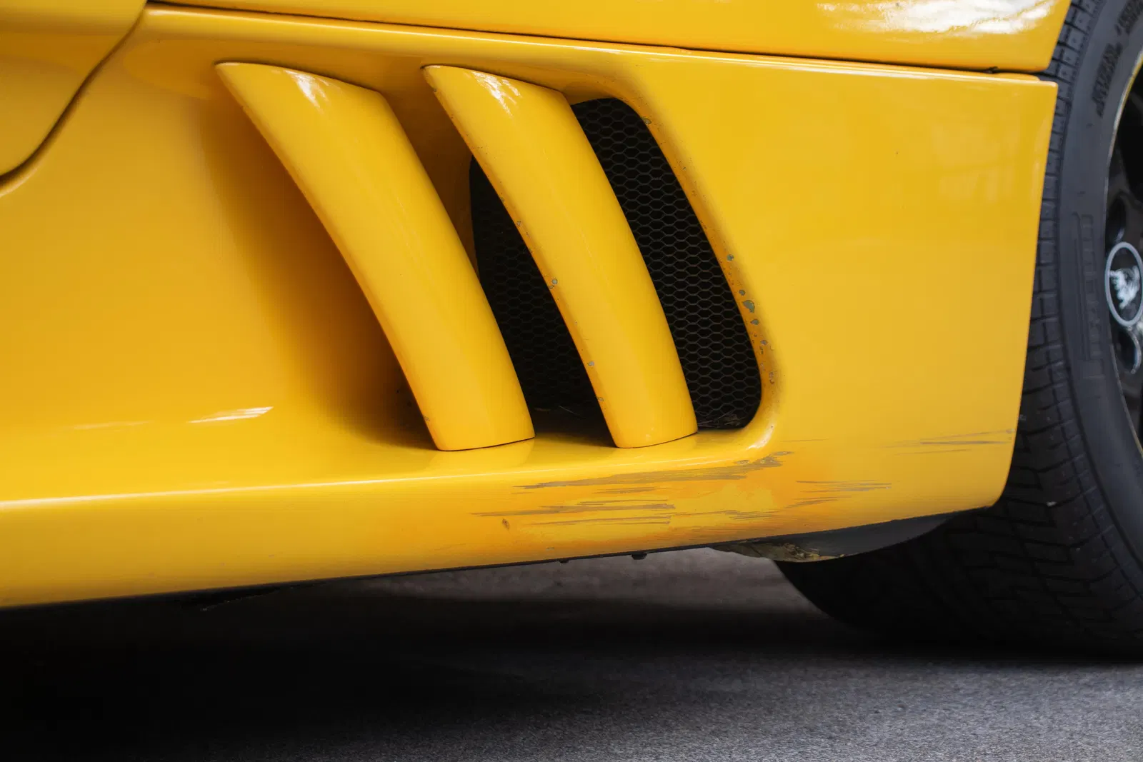 1997 Lamborghini Diablo VT Roadster - Gated 5-Speed Manual, 5.7-Liter V12 Power, Long-Term Owner