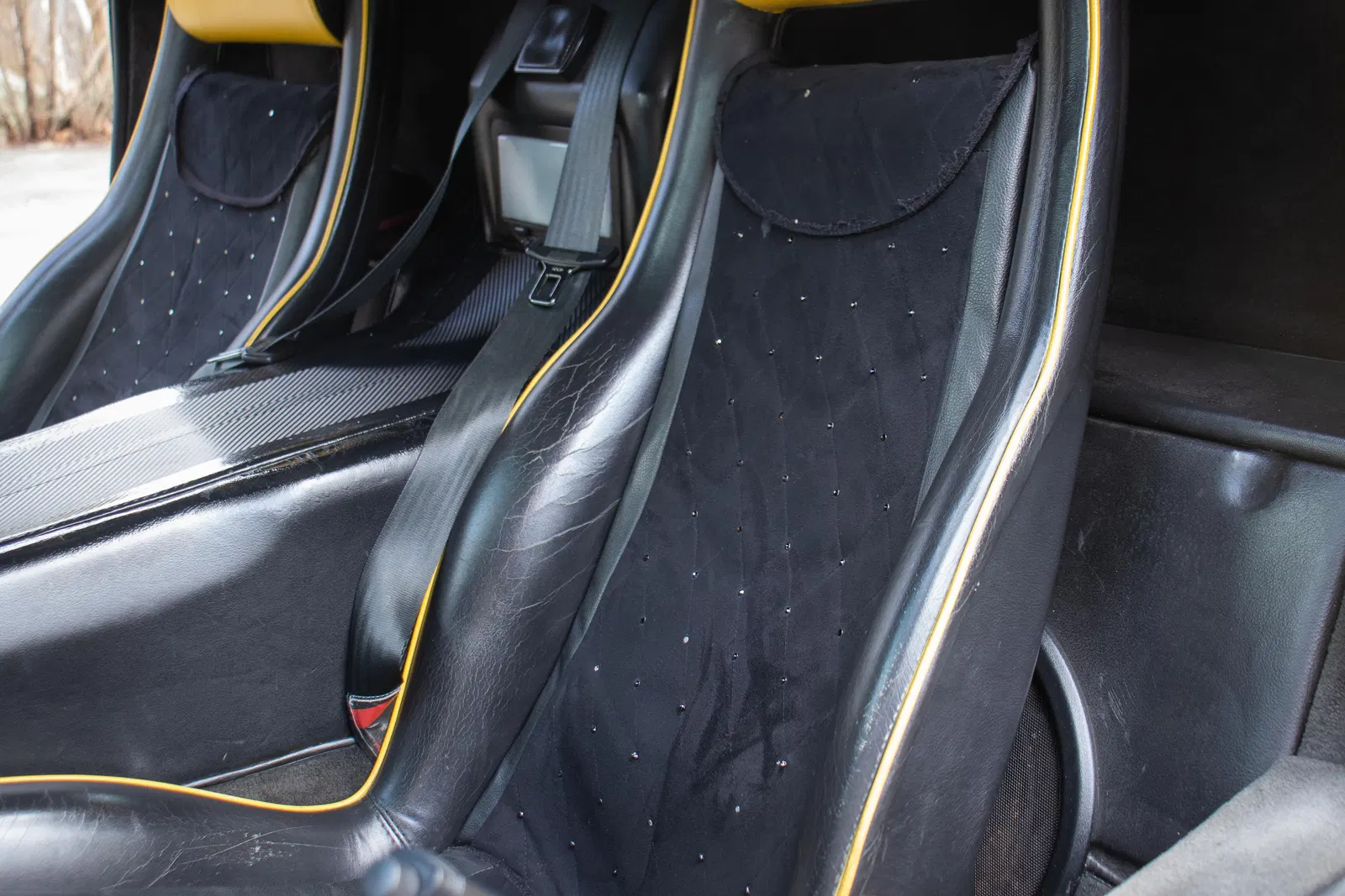1997 Lamborghini Diablo VT Roadster - Gated 5-Speed Manual, 5.7-Liter V12 Power, Long-Term Owner
