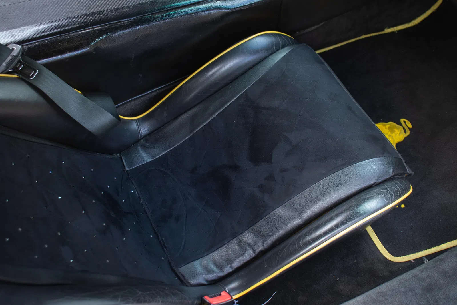 1997 Lamborghini Diablo VT Roadster - Gated 5-Speed Manual, 5.7-Liter V12 Power, Long-Term Owner