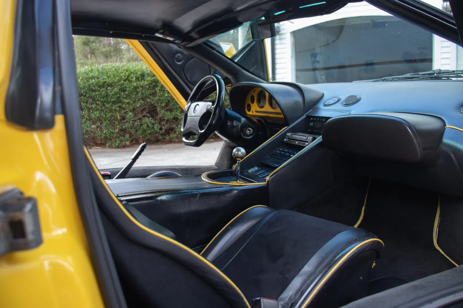 1997 Lamborghini Diablo VT Roadster - Gated 5-Speed Manual, 5.7-Liter V12 Power, Long-Term Owner